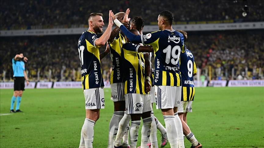Fenerbahçe Avrupa Ligi’nde sahne alıyor! Stuttgart maçı muhtemel 11’ler belli oldu! 4
